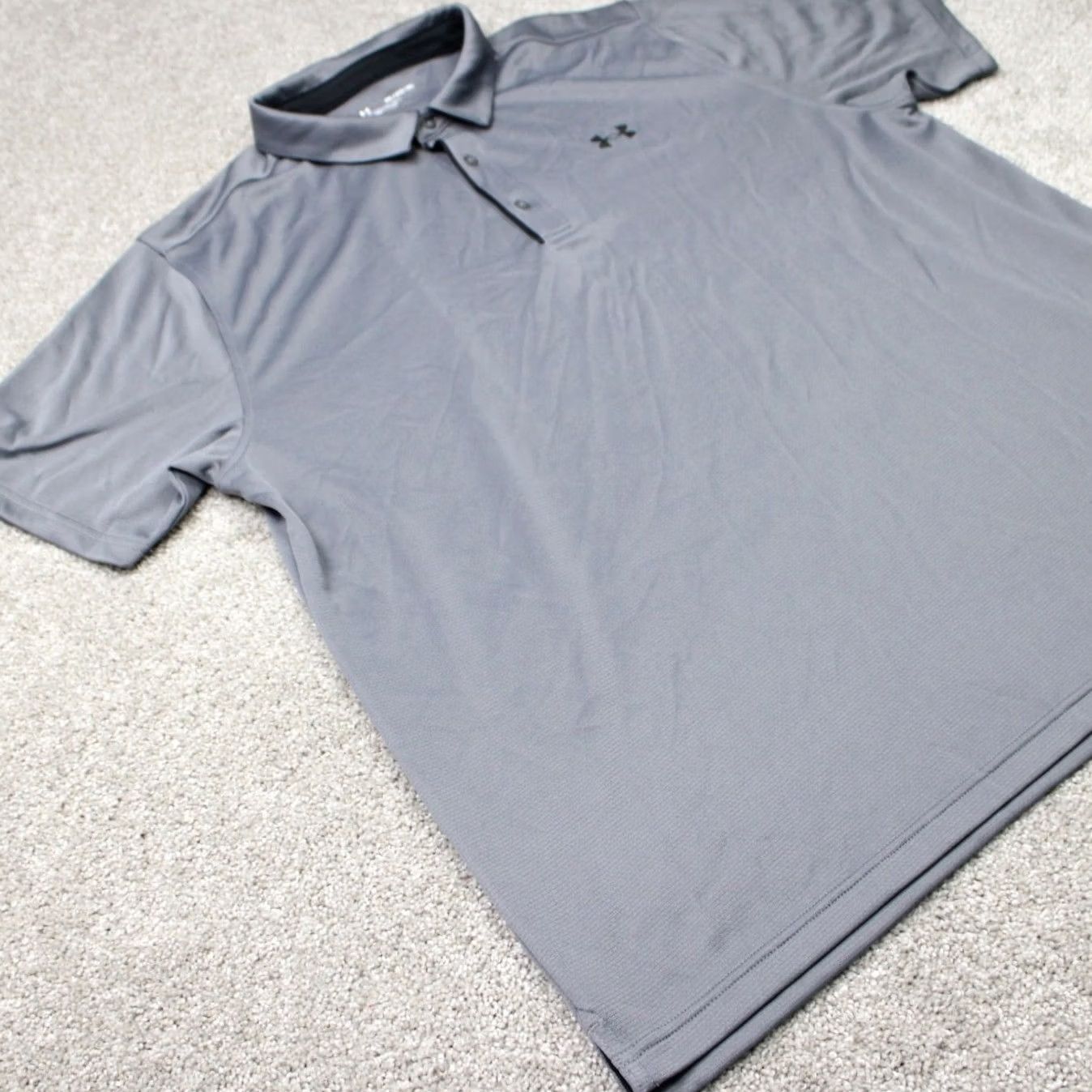 Under Armour Under Armour Tech Polo Shirt Mens 3XL Gray UA Loose Fit Short Sleeve Poly Shirt Polo Polo Shirt Gray Mens 3XL Under Armour HeatGear Regular Fit Size US XXL / EU 58 / 5 - 7 Thumbnail