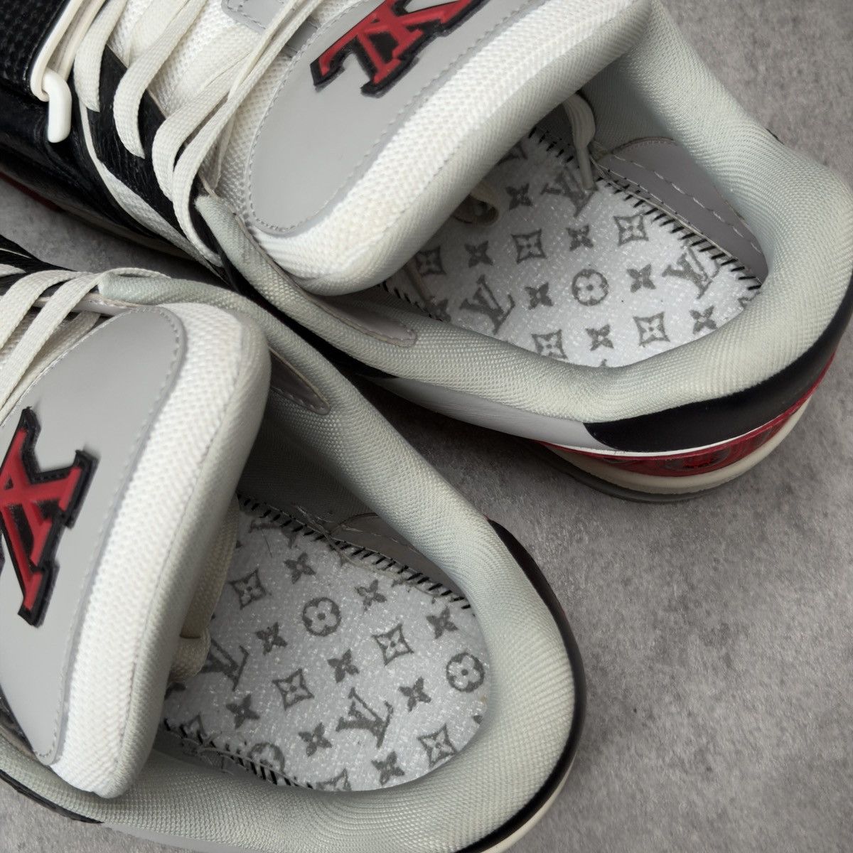 Louis Vuitton Louis Vuitton Trainer Sneaker Size US 8 / EU 41 - 16 Thumbnail