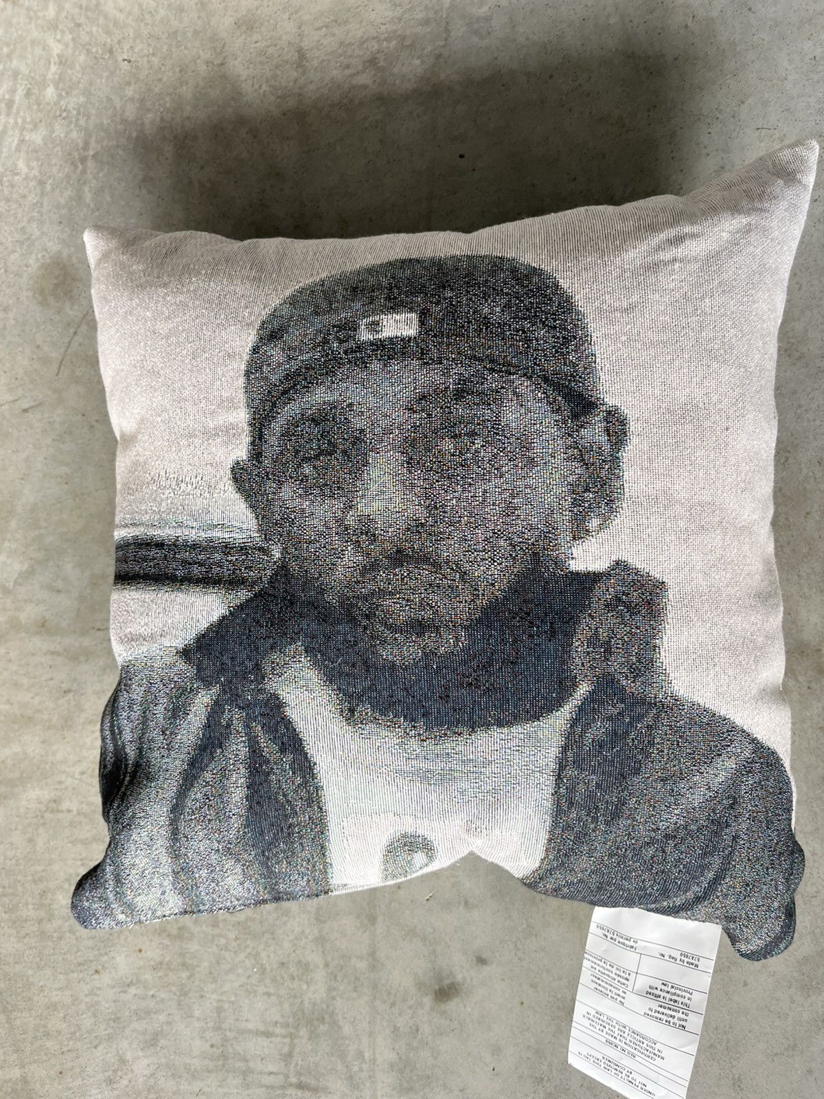Vintage Kendrick Lamar GNX pillow Size ONE SIZE - 4 Thumbnail