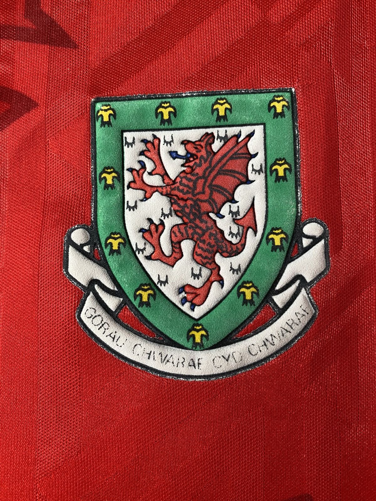 Umbro Wales Umbro Home Jersey Red Dragon Vintage Football Shirt Size US L / EU 52-54 / 3 - 3 Thumbnail