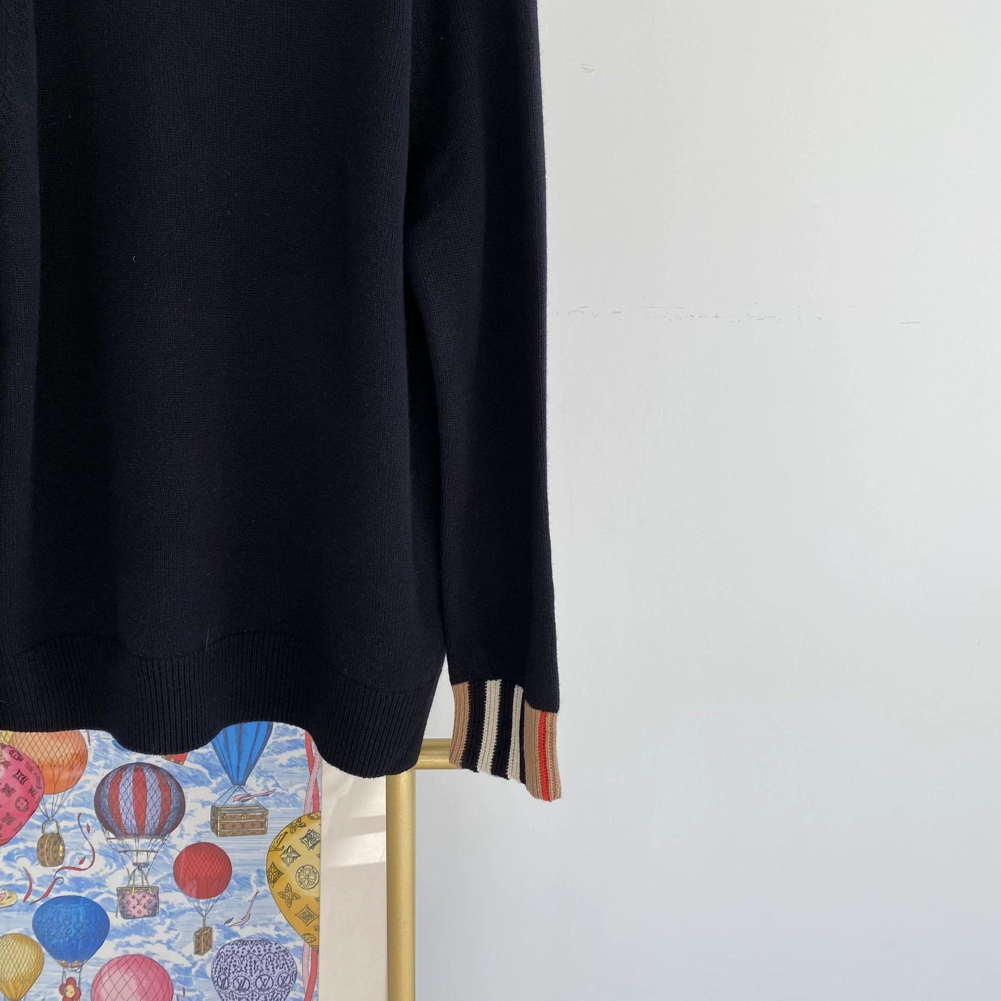 Burberry Burberry Black Knit Top L New With Tags Size US L / EU 52-54 / 3 - 4 Thumbnail