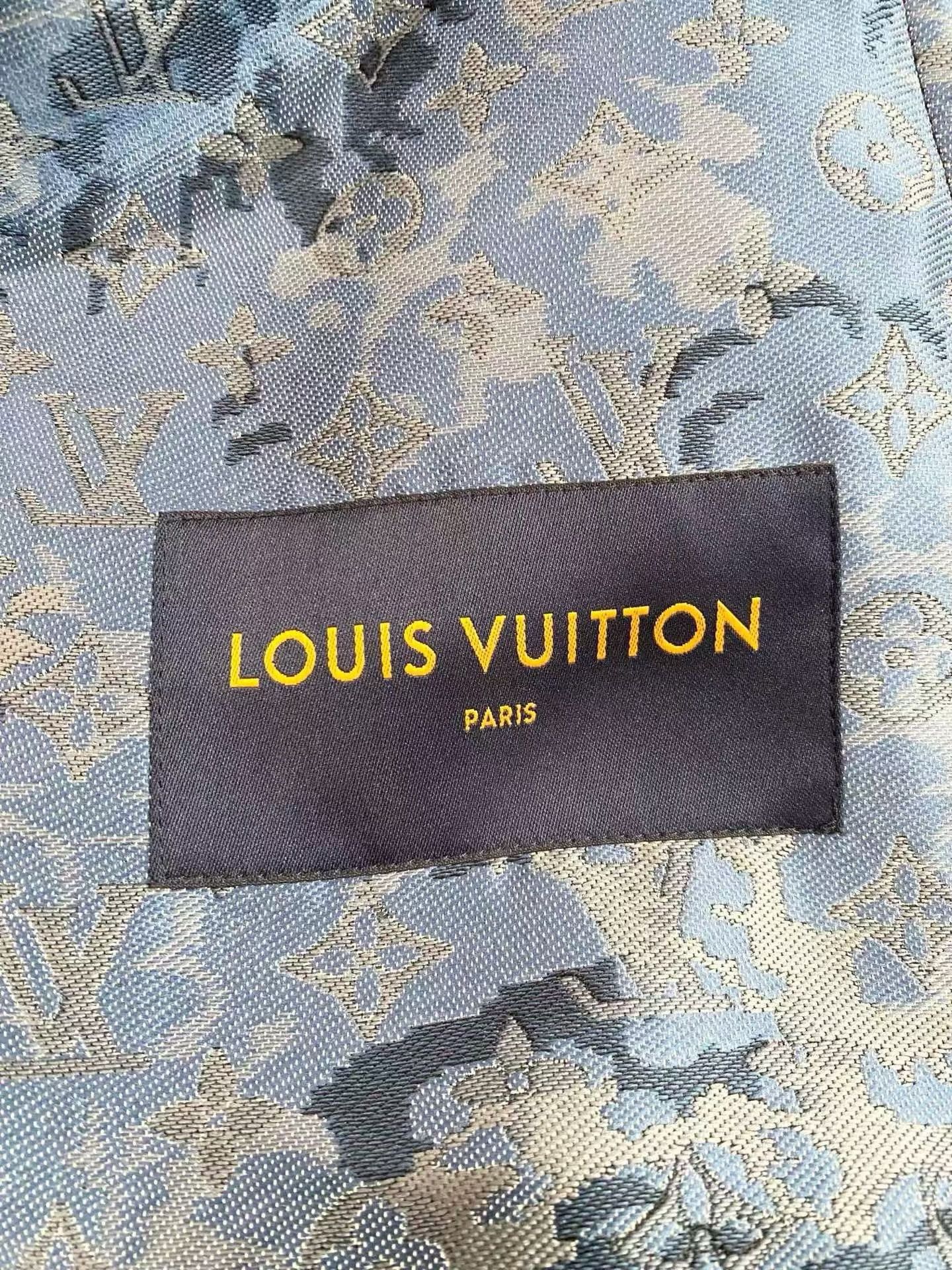 Louis Vuitton Louis Vuitton Monogram Clouds Hooded Jacket Size US S / EU 44-46 / 1 - 5 Thumbnail