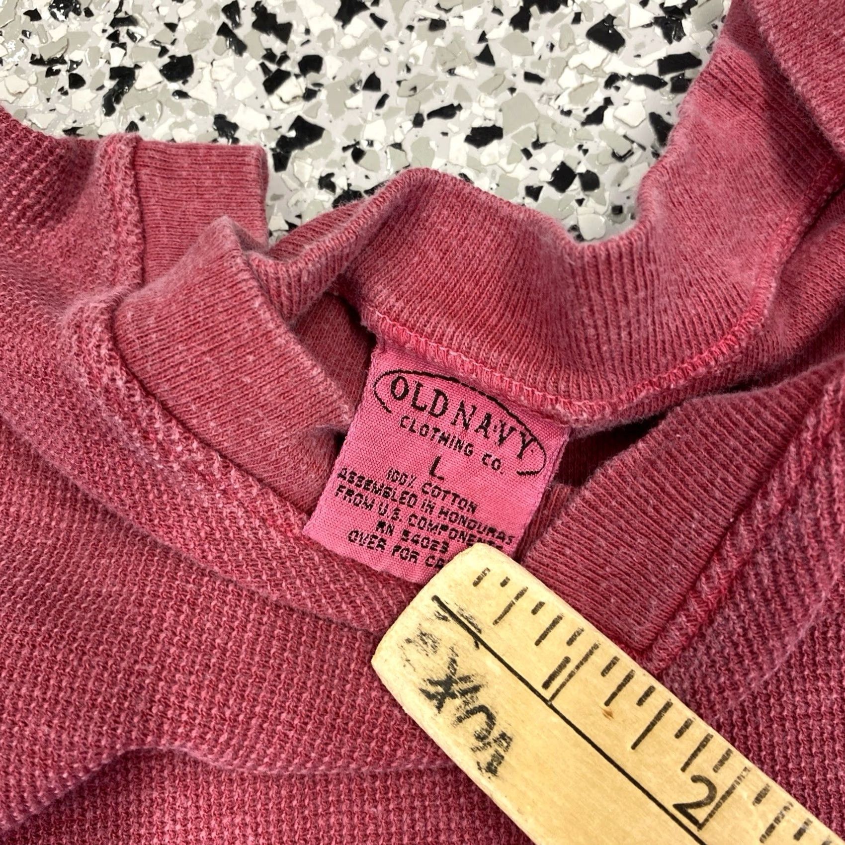 Old Navy VINTAGE Old Navy T-Shirt Mens Large Red 90s Logo Classic Crew Neck Short Sleeve Cotton Blend Shirt Mens Red 90s USA USA 90s Size US L / EU 52-54 / 3 - 3 Thumbnail