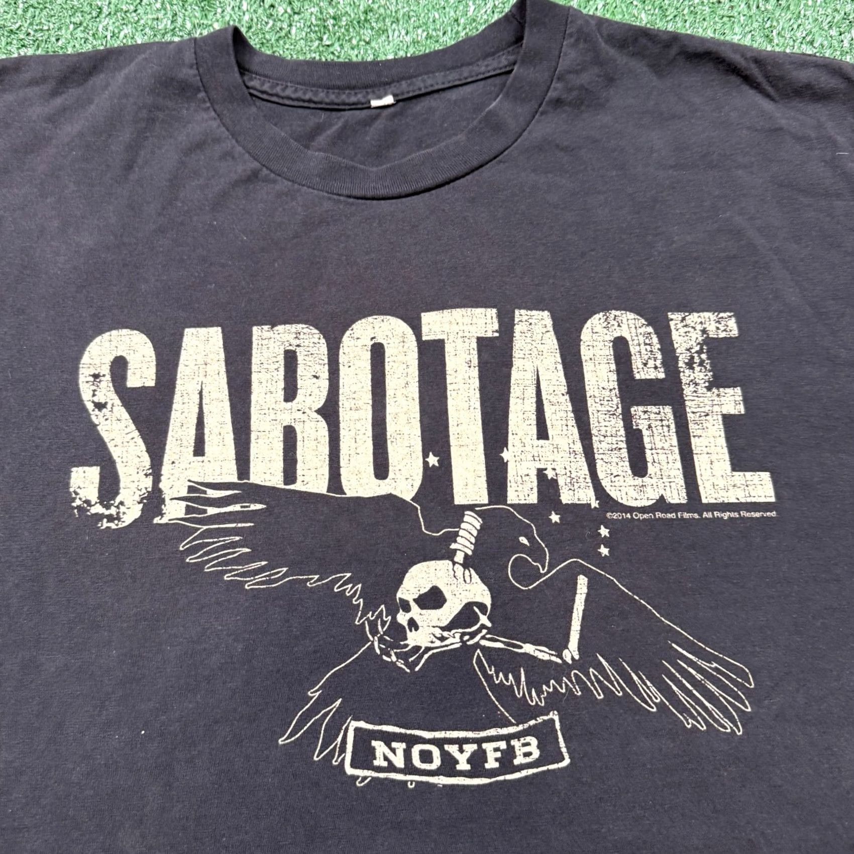 Vintage Sabotage Movie T Shirt Men M Black Short Sleeve Crew Neck Casual Shirt Mens Movie Theme 2010s Size US M / EU 48-50 / 2 - 2 Thumbnail