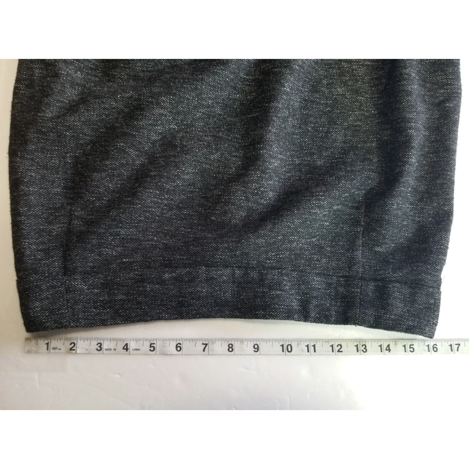 Theory Theory Pencil Skirt Women's Size 10 Gray Knee Length Stretch Wool Spandex Dry Clean Only Size 32" / US 10 / IT 46 - 3 Thumbnail