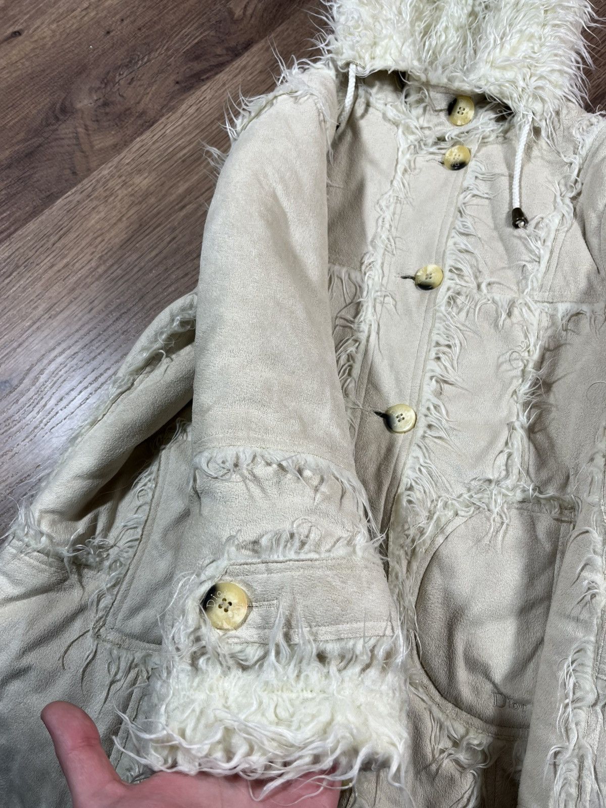 Dior Christian Dior Hooded Shearling Style Coat Off White M Size S / US 4 / IT 40 - 10 Thumbnail