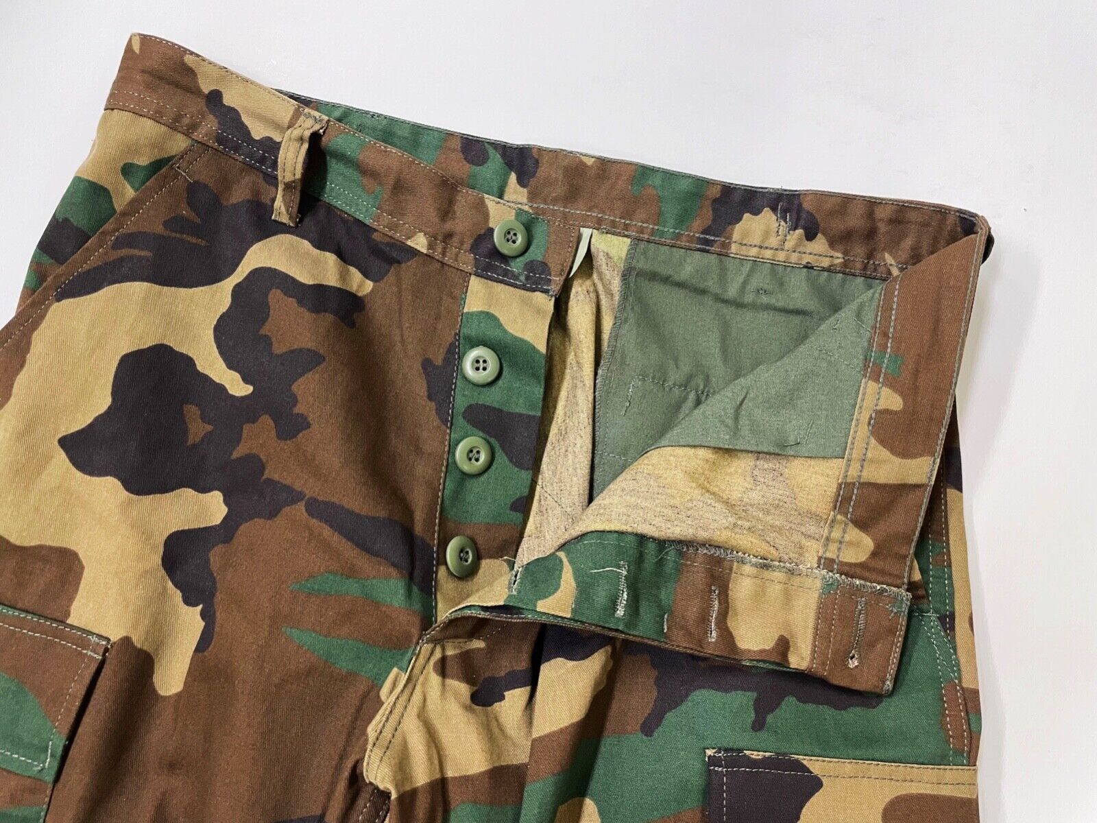 Rothco Vintage deadstock Rothco woodland Camo BDU cargo pants Pants Size US 31 - 2 Thumbnail