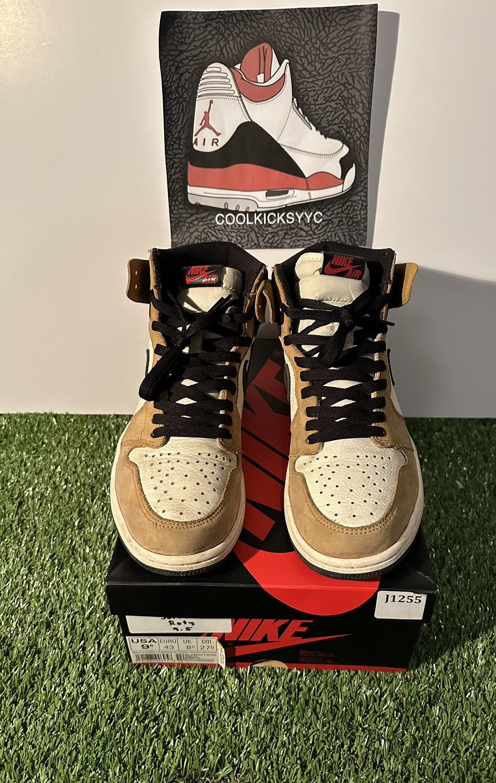 Jordan Brand Jordan 1 Retro High Rookie Of The Year Size US 9.5 / EU 42-43 - 3 Thumbnail
