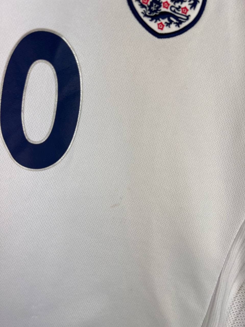 Umbro England Umbro Owen jersey size M Size US M / EU 48-50 / 2 - 11 Thumbnail