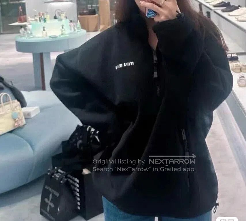 Miu Miu Miumiu Black Fleece Logo Sweatshirt. Size XS / US 0-2 / IT 36-38 - 6 Thumbnail