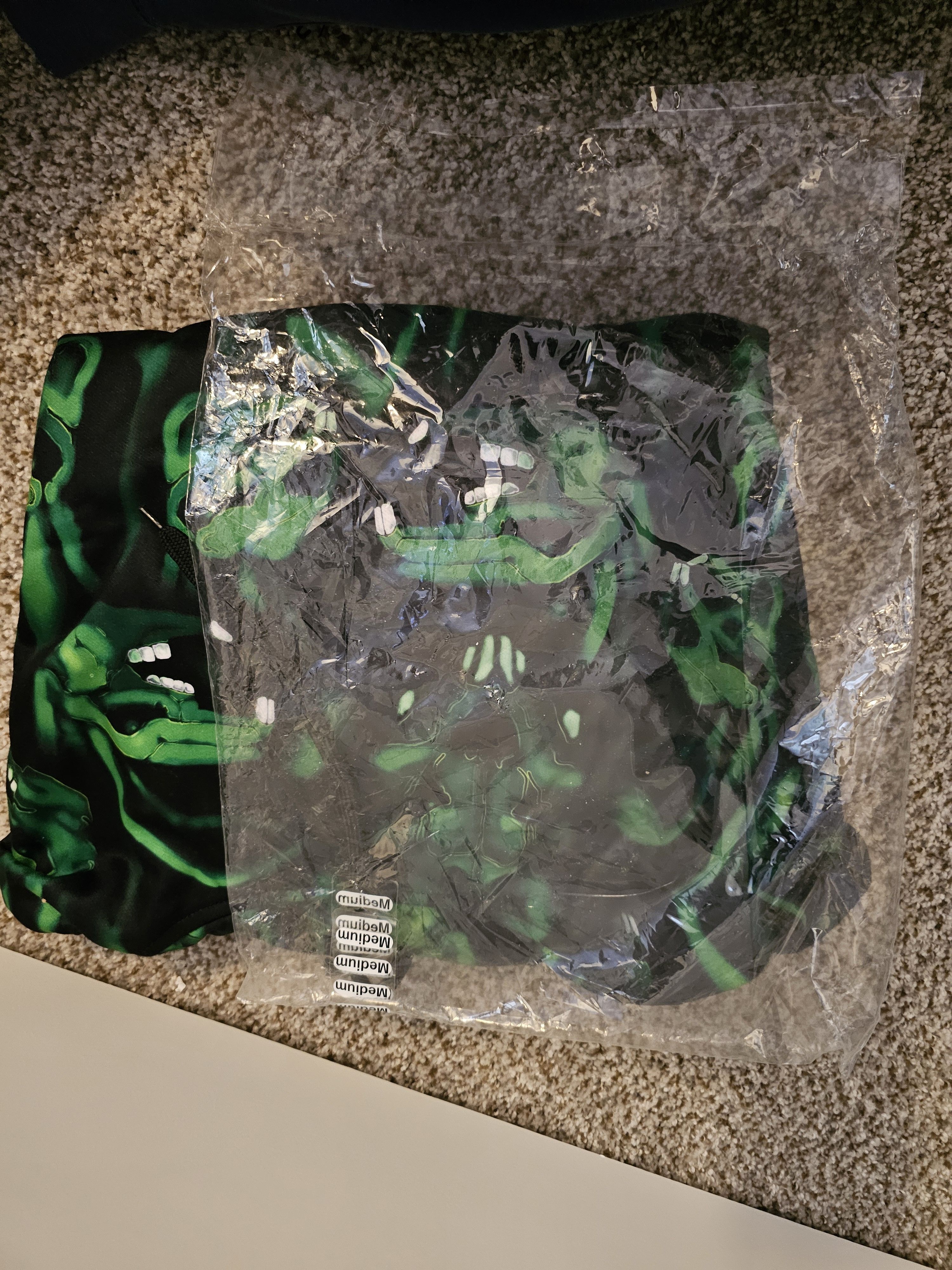 Icy Rabbit Icy Rabbit size medium hoodie and large sweatpant Size US 34 / EU 50 - 16 Thumbnail