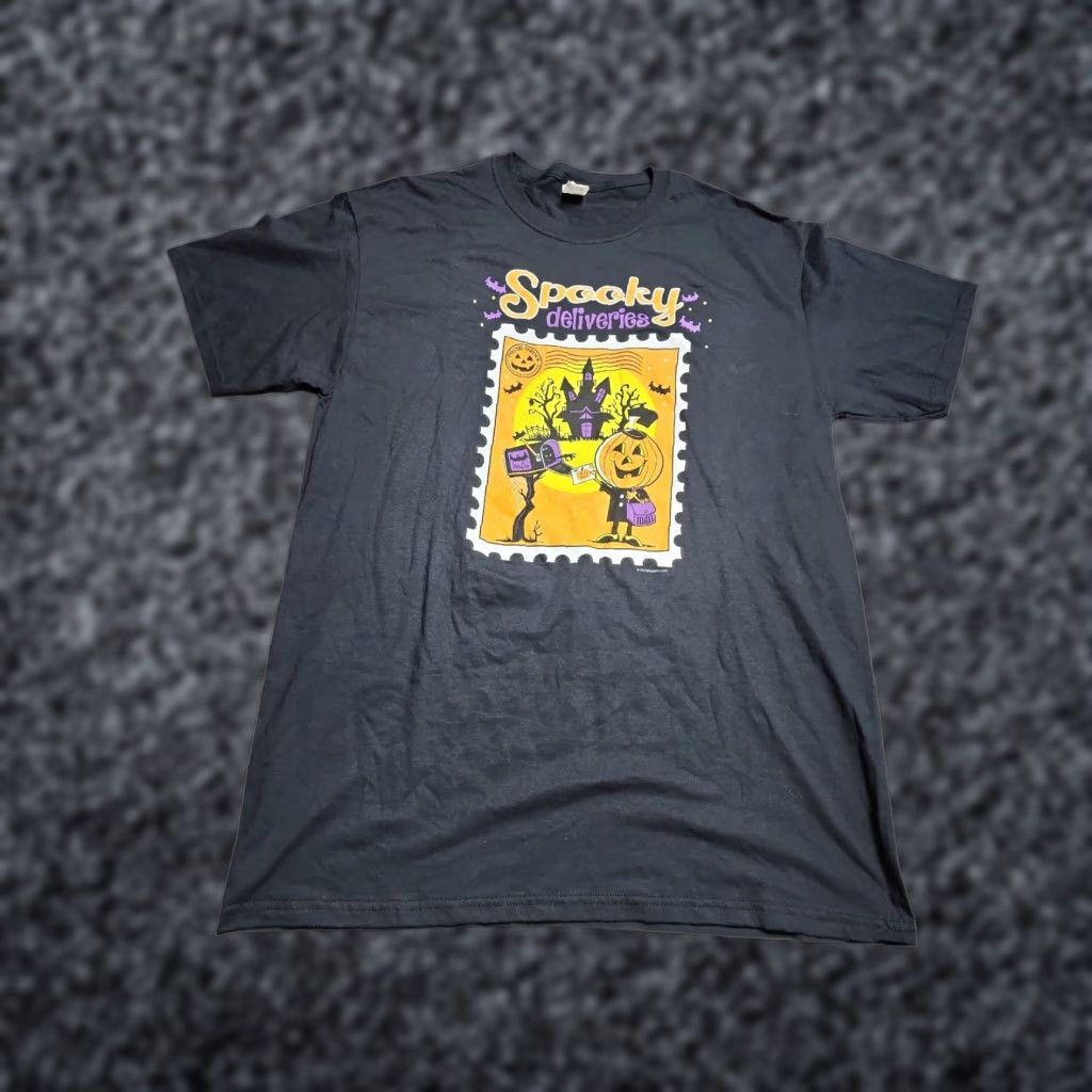 Fruit Of The Loom VINTAGE Fruit of the Loom Halloween T-Shirt Mens Large Black Spooky Deliveries Funny Mail Carrier Size US L / EU 52-54 / 3 - 1 Thumbnail