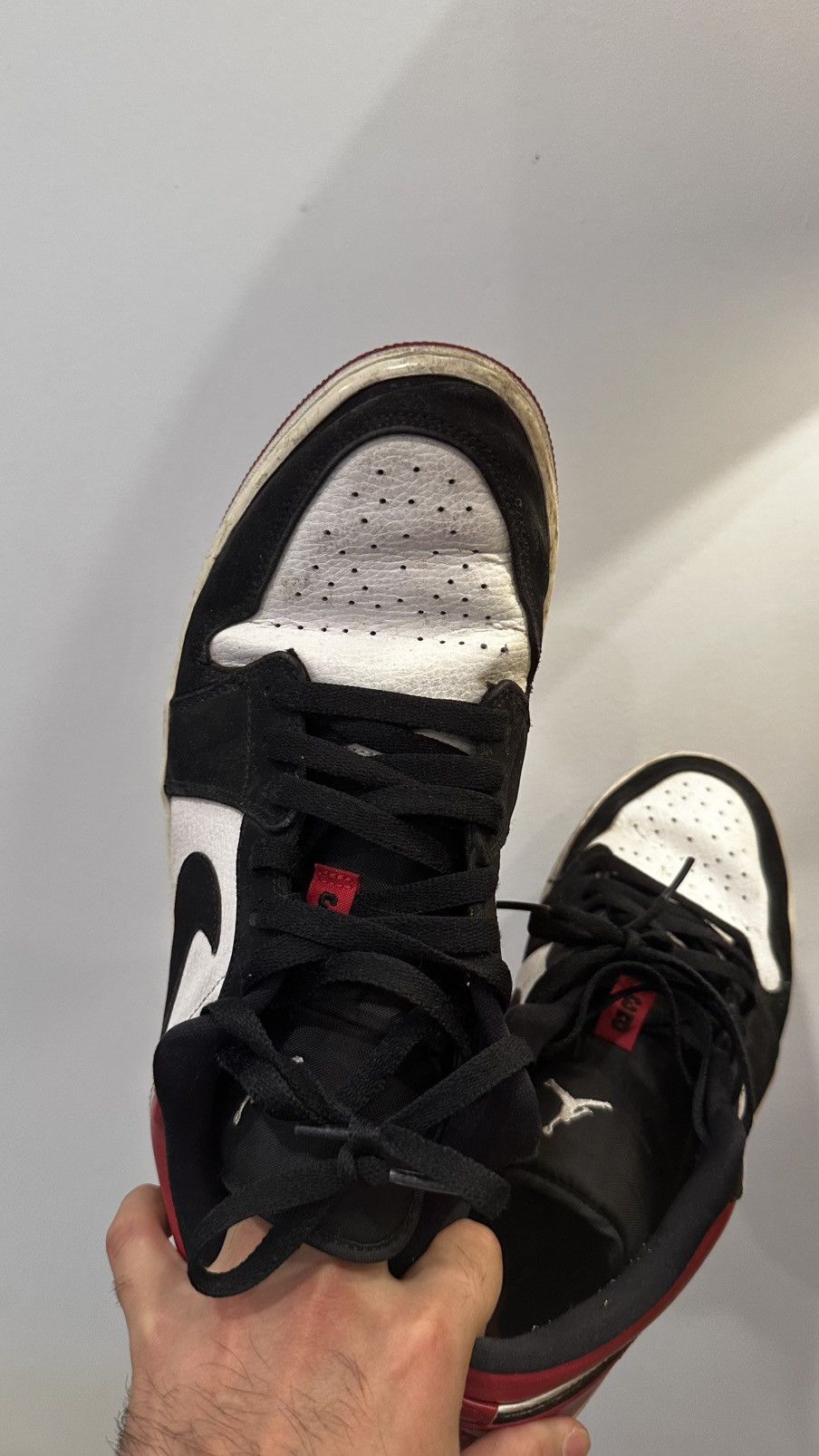 Jordan Brand Jordan 1 Low Top Breds Size US 9.5 / EU 42-43 - 7 Thumbnail