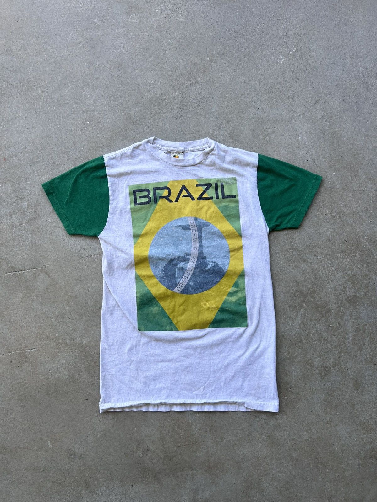 Japanese Brand × Vintage Y2K Brasil Spell Out t shirt Size US S / EU 44-46 / 1 - 1 Thumbnail