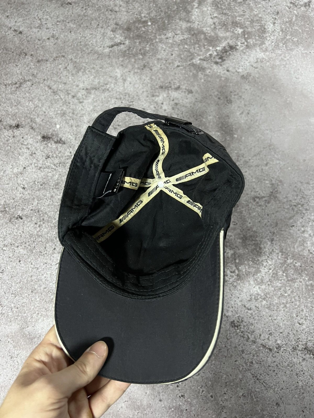 Mercedes-Benz AMG Carbon Fibre Strapback Hat Y2k Vinatge Racing F1 Petrona Size ONE SIZE - 6 Thumbnail