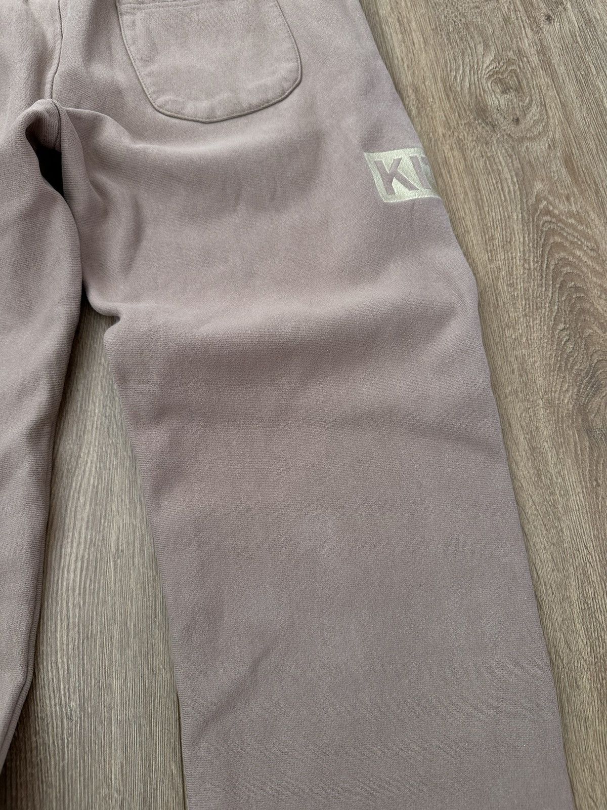 Champion × Kith 🔥KITH CHAMPION SWEATPANTS JOGGER🔥 Size US 32 / EU 48 - 10 Thumbnail