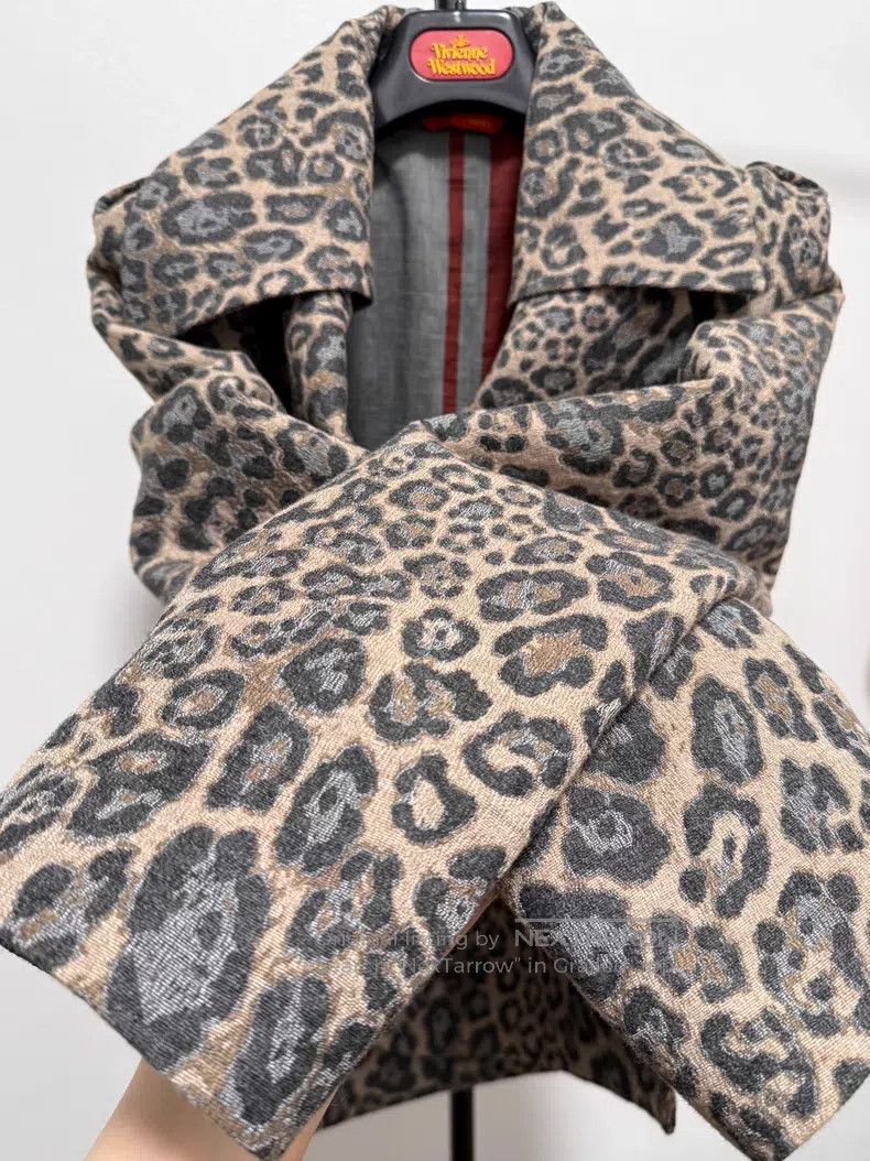 Vivienne Westwood Vivienne Westwood Vintage Leopard Print Asymmetrical Lapel Size M / US 6-8 / IT 42-44 - 4 Thumbnail