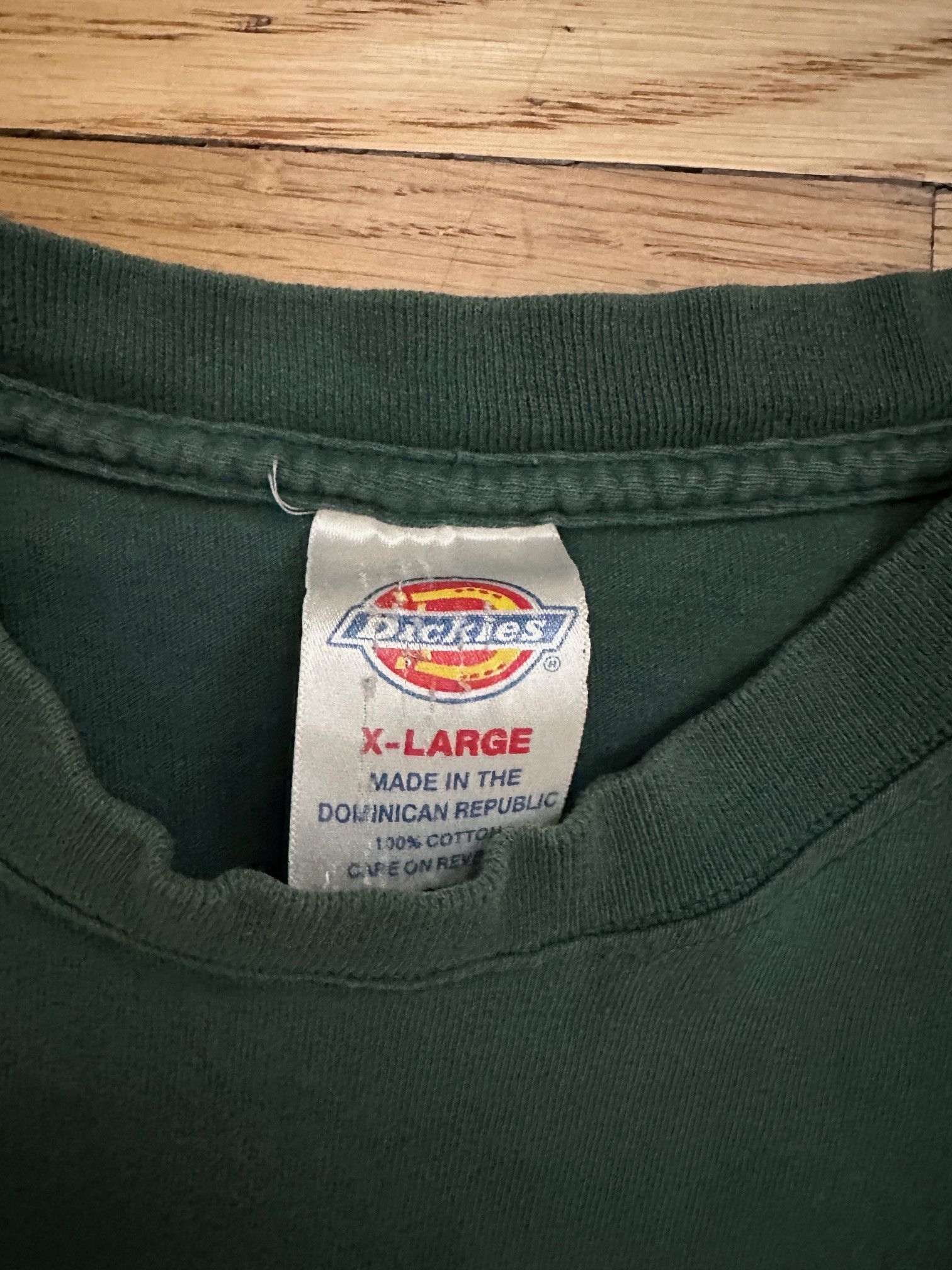 Dickies Vintage Dickies T-Shirt Green Pocket Work Wear Size XL Size US XL / EU 56 / 4 - 4 Thumbnail