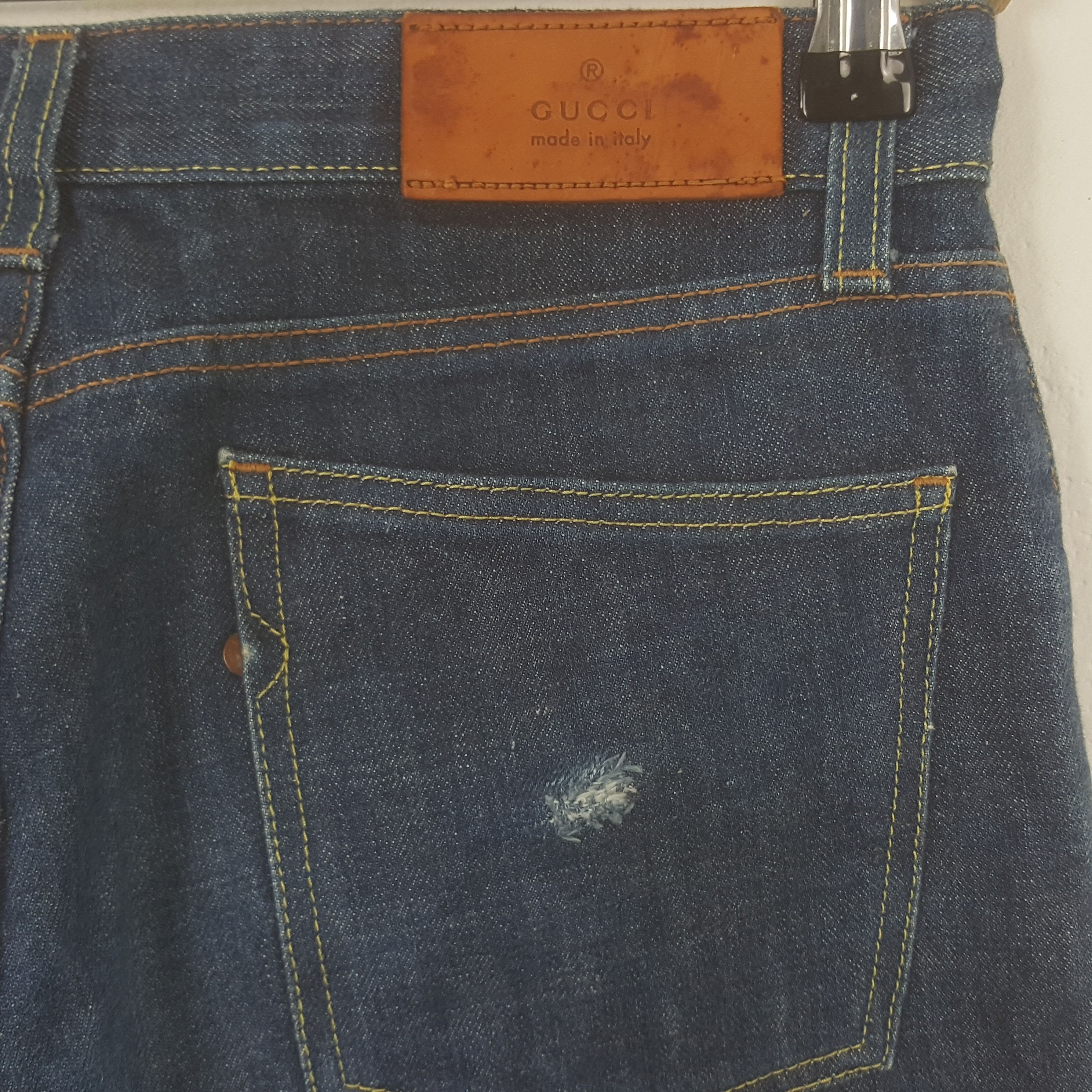 Vintage Vintage Gucci Italian Brand Distressed Shorts Jeans Size US 27 - 4 Thumbnail