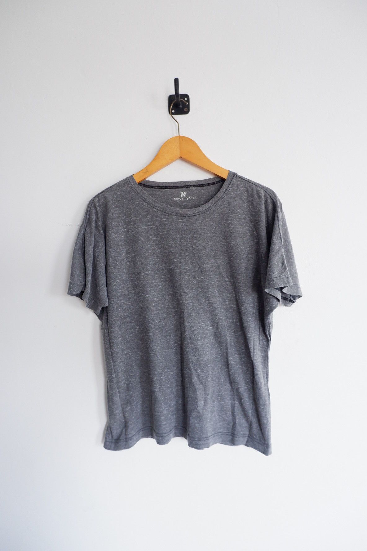 Issey Miyake Basic Tshirts