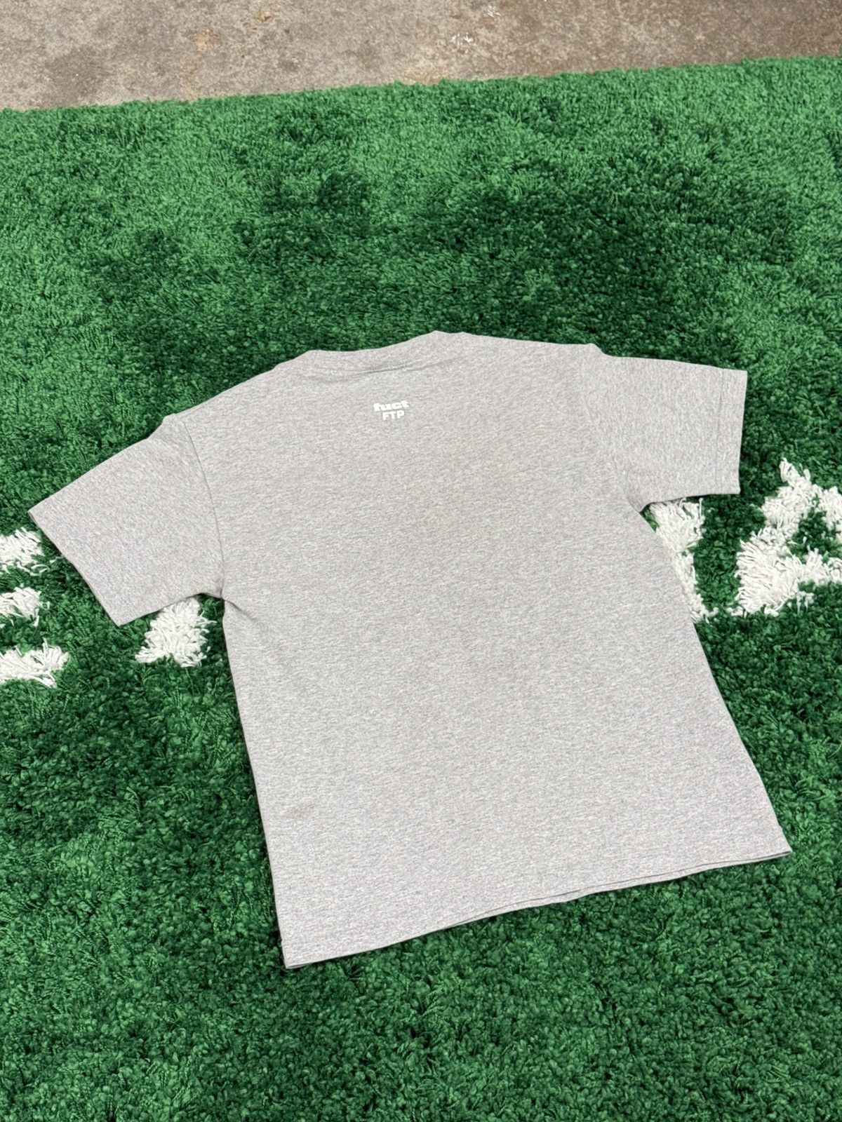 FUCT × Fuck The Population Fuck the Population x Fuct Fight Crime Buy Gun Tee Grey FTP Size US S / EU 44-46 / 1 - 7 Thumbnail