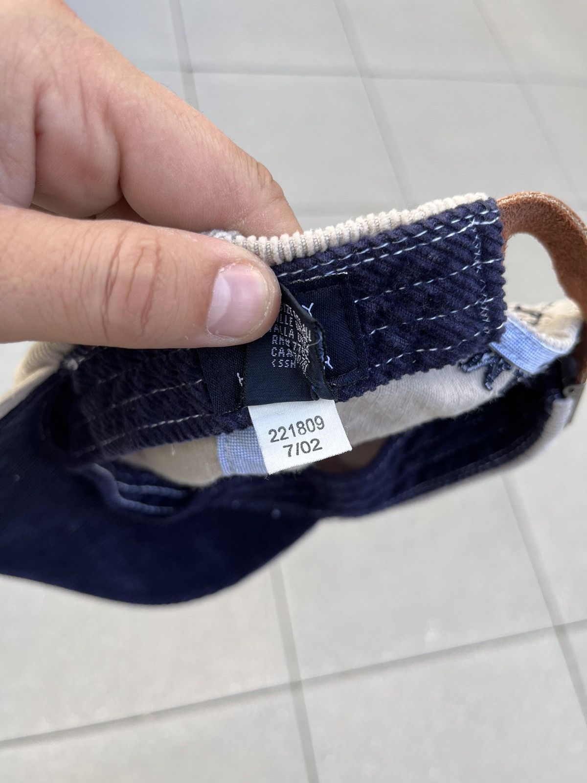 Tommy Hilfiger × Vintage Vintage Tommy Hilfiger Corduroy Cap Hat Y2K Size ONE SIZE - 7 Thumbnail