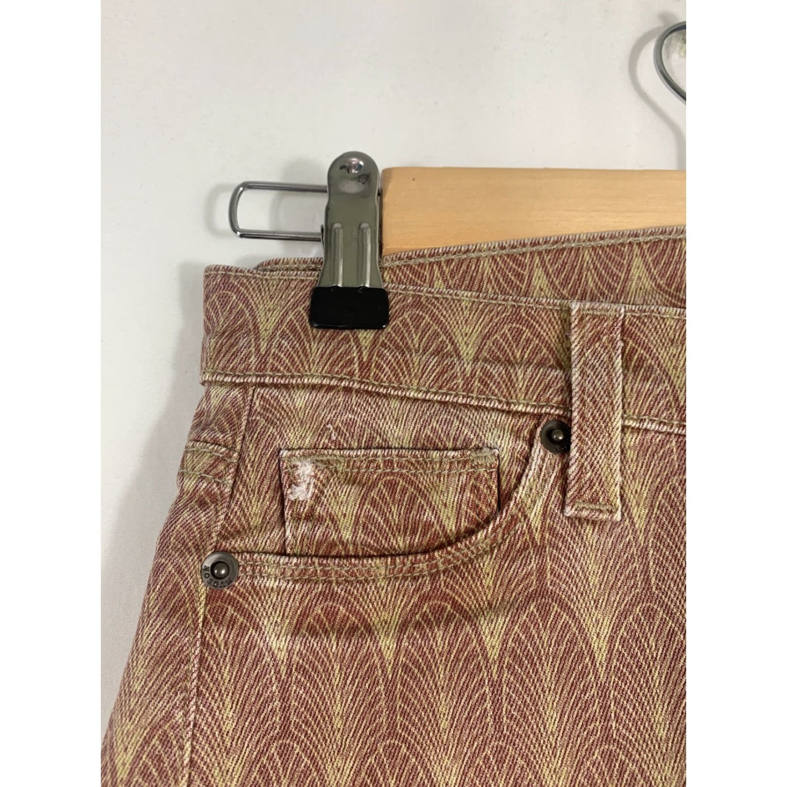 Hudson Hudson Womens Jeans Nico Mid Rise 25 Boho Bohemian Super Skinny Maroon Tan Red 28in Inseam Womens Size 42" / US 20 - 5 Thumbnail