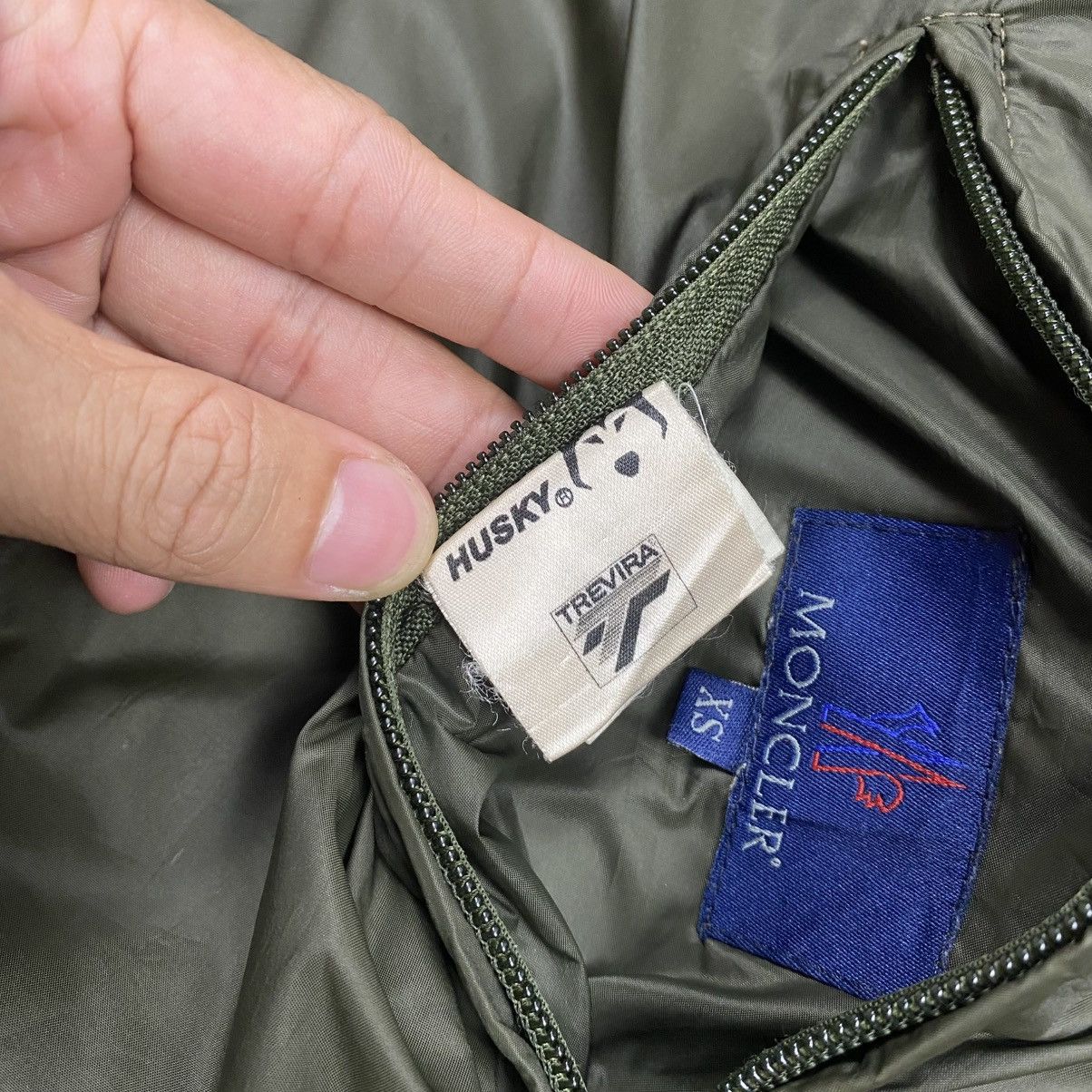 Moncler Rare Vintage Moncler Husky Reversible Fleece Hoodie Jacket Size US S / EU 44-46 / 1 - 19 Thumbnail
