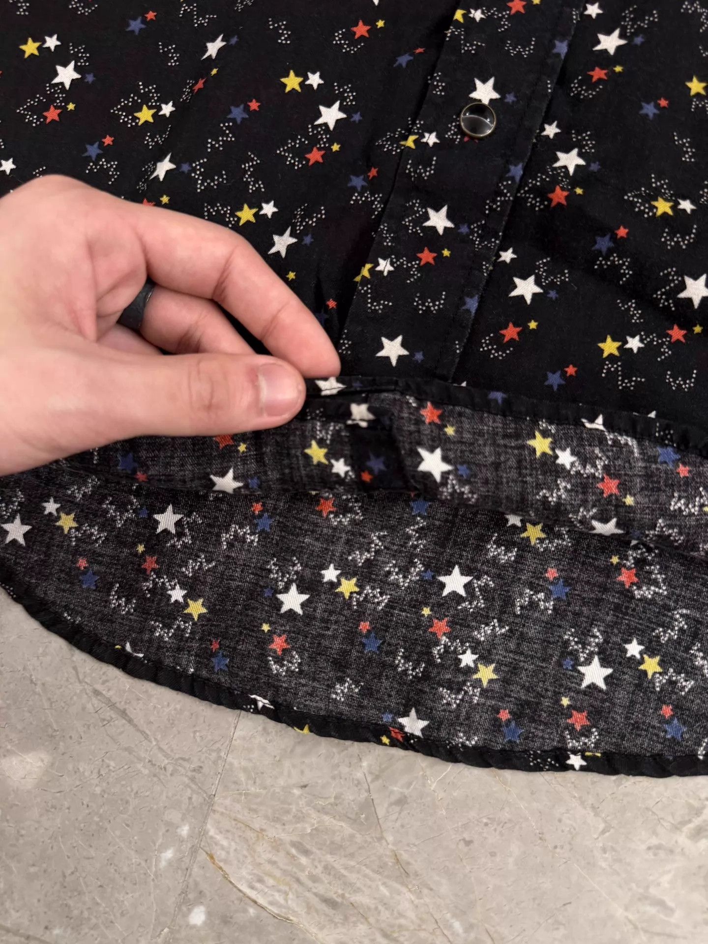 Saint Laurent Paris Saint Laurent SLP Star Print Black Shirt Size US S / EU 44-46 / 1 - 5 Thumbnail
