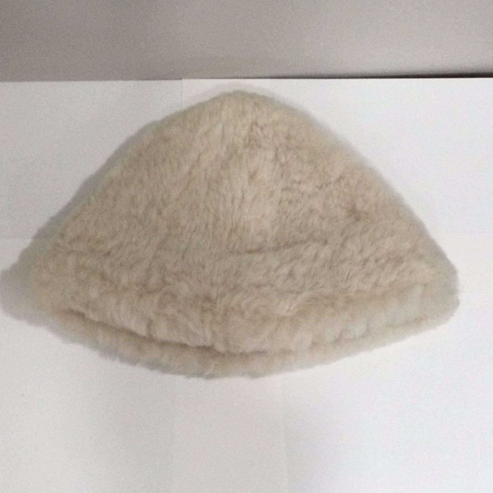 Other Fuzzy Cream Soft With A Satin Lining Winter Hat Size ONE SIZE - 7 Thumbnail