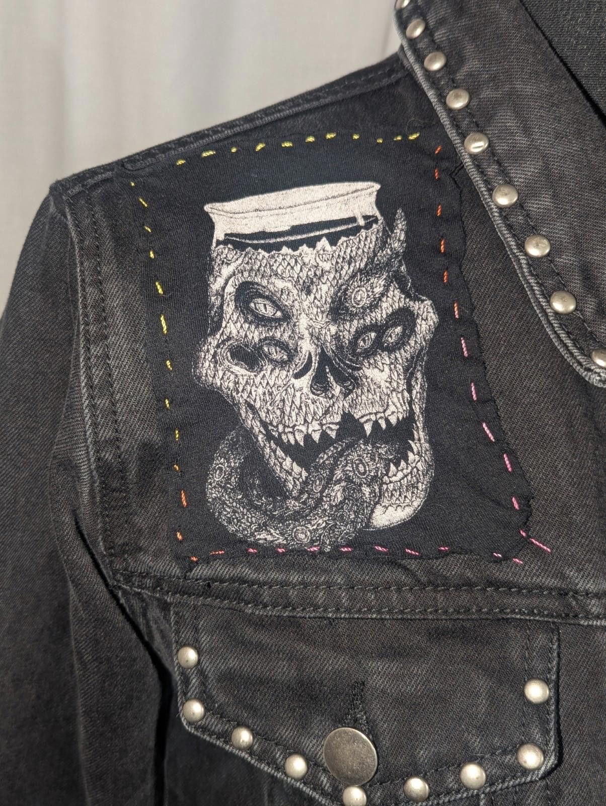 Forever 21 Women's Upcycled Studded Punk Black Denim Misfits Jacket Size M / US 6-8 / IT 42-44 - 3 Thumbnail