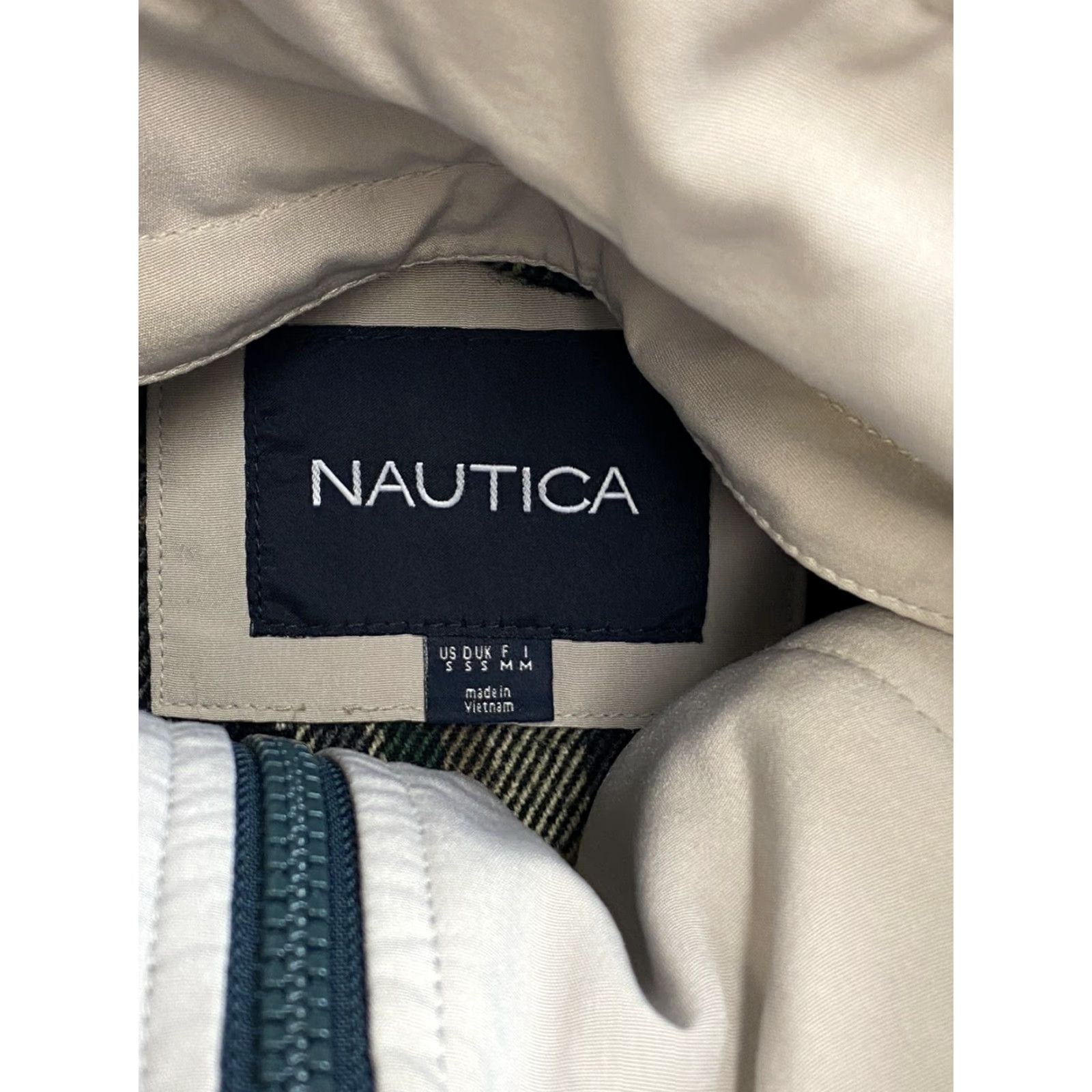 Nautica Nautica Winter Rain Jacket Womens Small Green Zip Button Jacket Coat Rain Coat Men? No, Women. Size S / US 4 / IT 40 - 4 Thumbnail