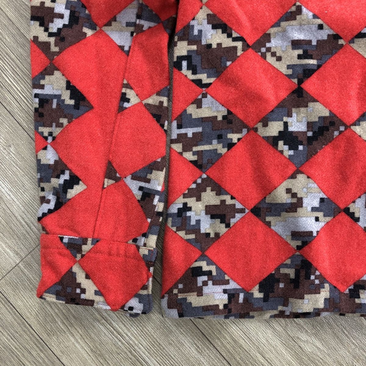 Comme des Garcons 2000s Comme des Garcons CDG Check Pixel Wool Shirt Designer Size US S / EU 44-46 / 1 - 10 Thumbnail