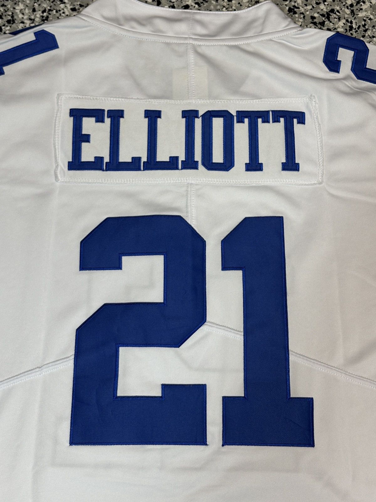 NFL Brand New Nike Dallas Cowboys “ELLIOTT #21” Jersey Size M Size US M / EU 48-50 / 2 - 6 Thumbnail