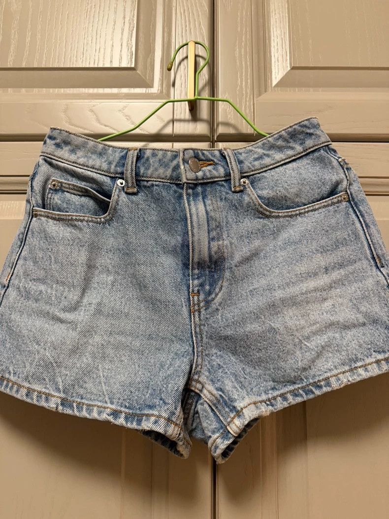 Alexander Wang Alexander Wang Denim Shorts- Size 26" / US 2 / IT 38 - 1 Thumbnail