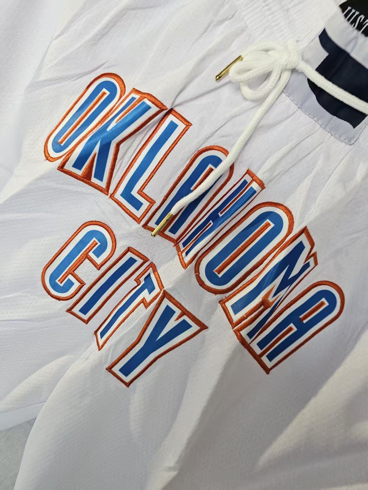 NBA Oklahoma City Thunder Short Small Size White Size US 32 / EU 48 - 2 Thumbnail