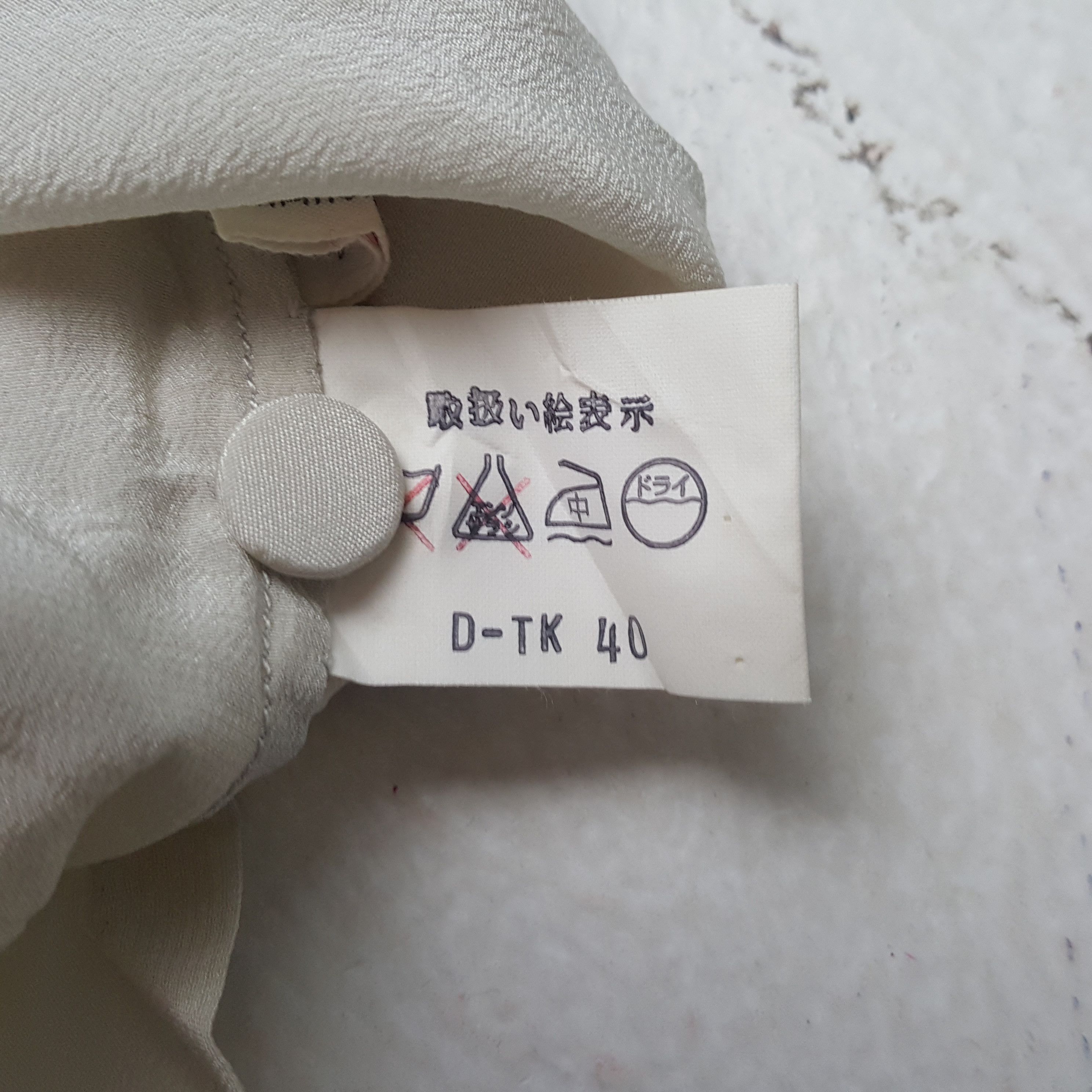 Comme des Garcons Vintage Comme des Garçons Japanese Fashion Brand Shirt RR13 Size M / US 6-8 / IT 42-44 - 9 Thumbnail