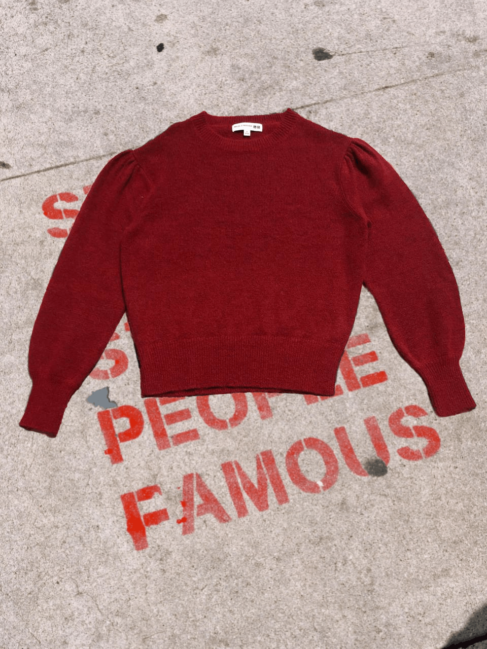 Uniqlo Uniqlo Sweater Women Medium Red Crew Neck Long Sleeve Size M / US 6-8 / IT 42-44 - 1 Thumbnail