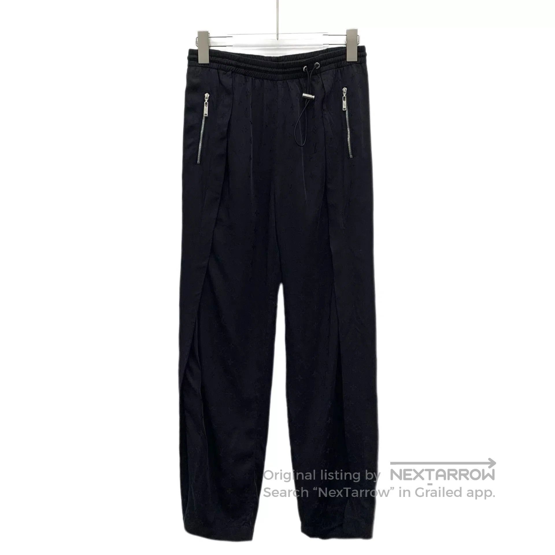 Louis Vuitton louis vuitton black logo jogger pants. Size US 34 / EU 50 - 1 Thumbnail