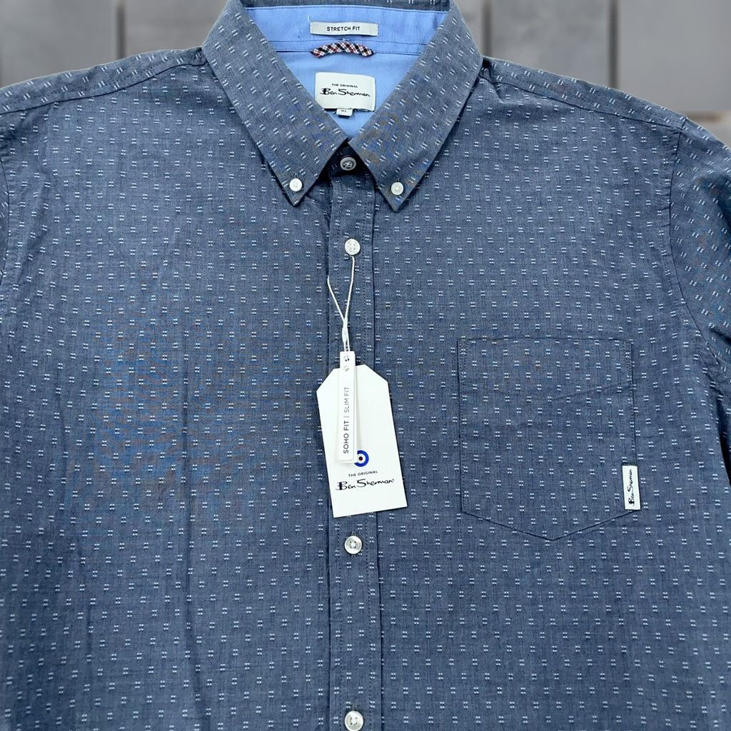 Ben Sherman Ben Sherman Shirt Men XL Blue Depths Soho Slim Fit Button-Down BS30LW023 Size US XL / EU 56 / 4 - 1 Thumbnail