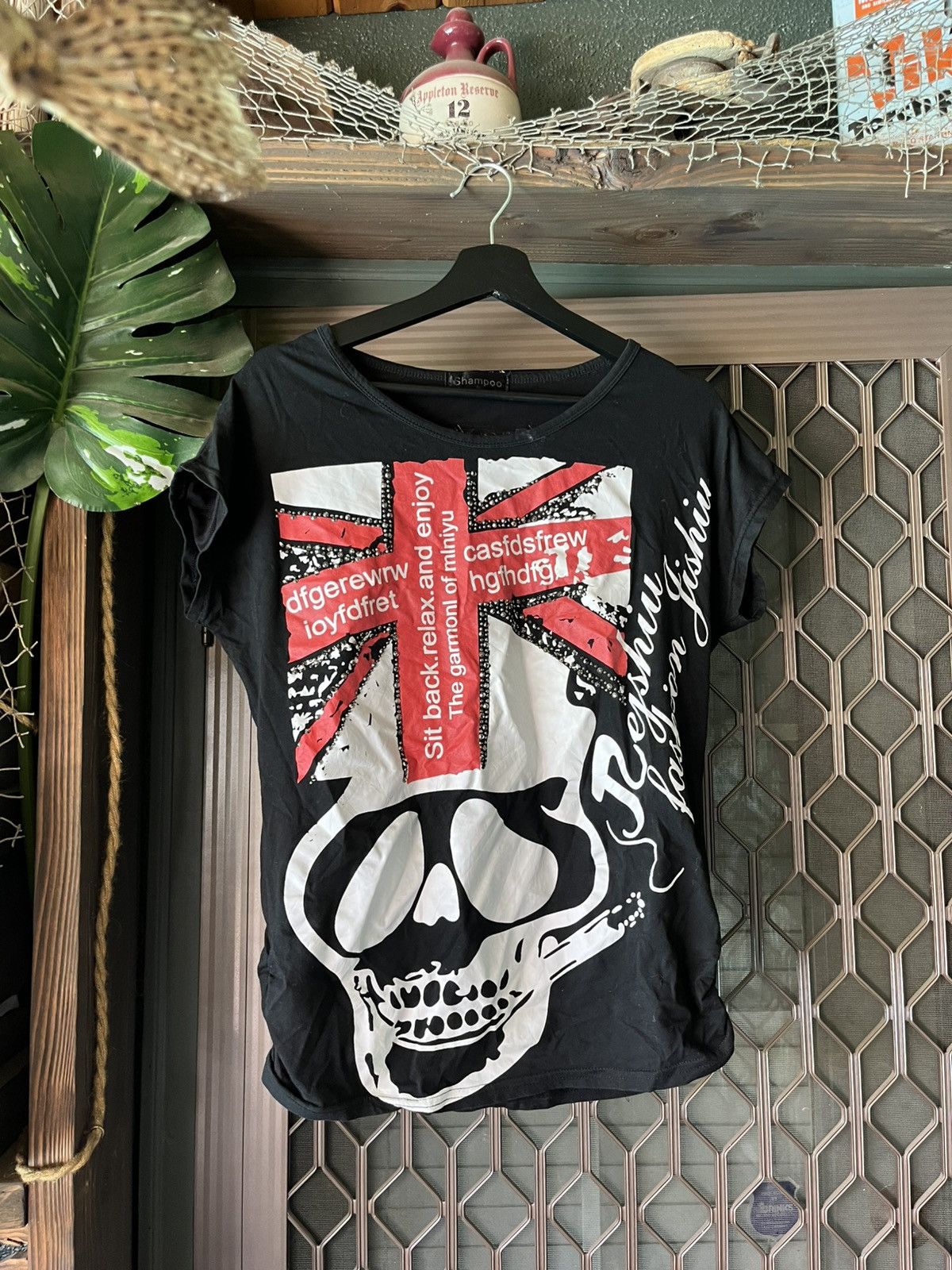 Other Ifsixwasnine shirt. British flag embedded into graphic Size US M / EU 48-50 / 2 - 1 Thumbnail