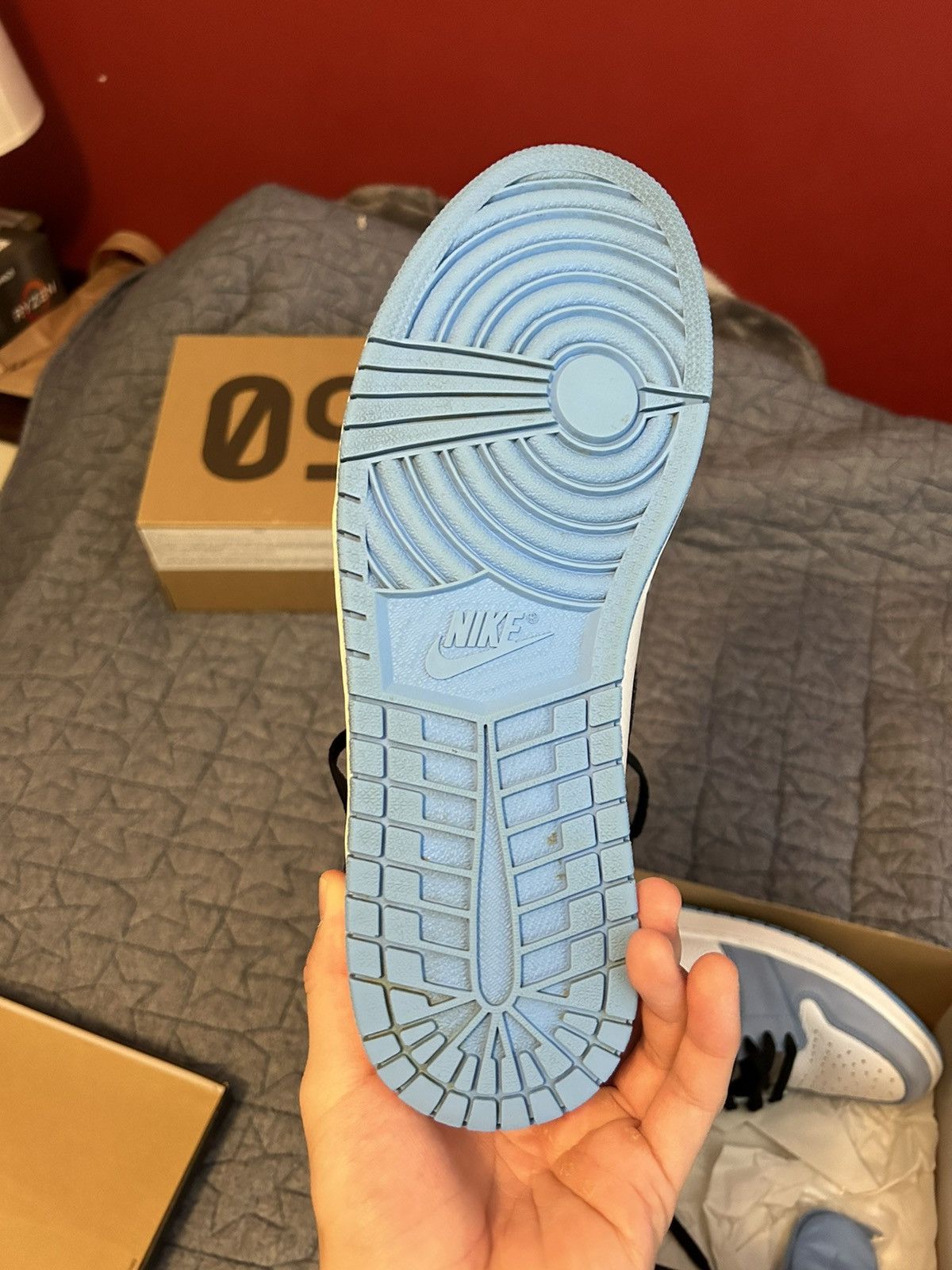Jordan Brand Jordan 1 Retro High OG University Blue Size US 12 / EU 45 - 19 Thumbnail