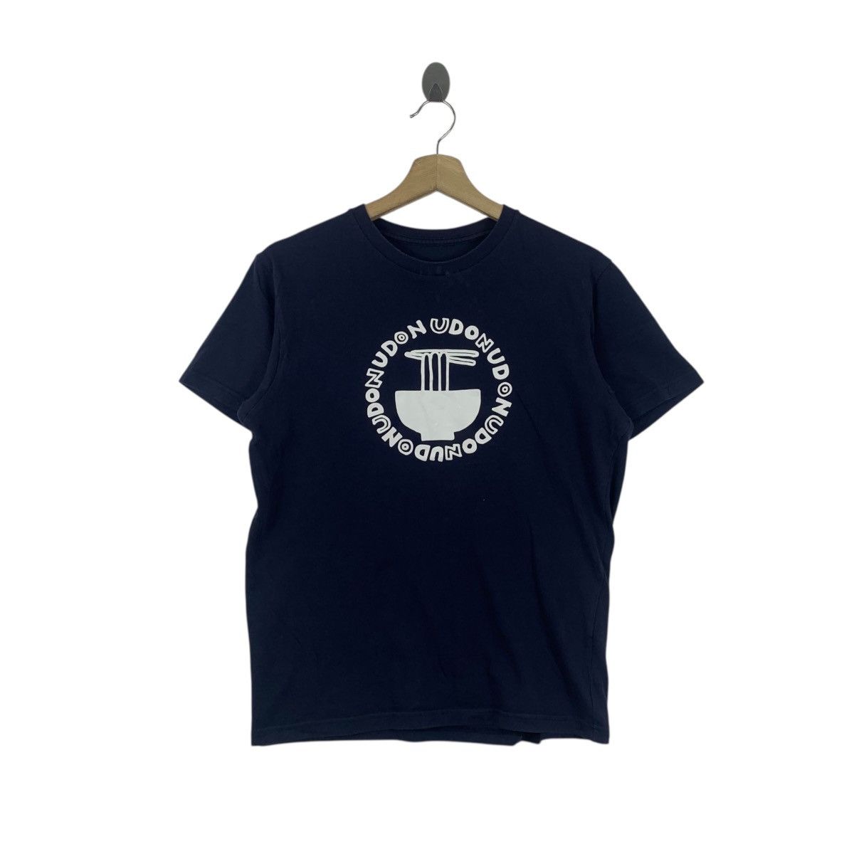 Uniqlo UNIQLO UDON JAPAN Moji Rippotai Kanji Cubes Tee Shirt Top Size US S / EU 44-46 / 1 - 1 Thumbnail