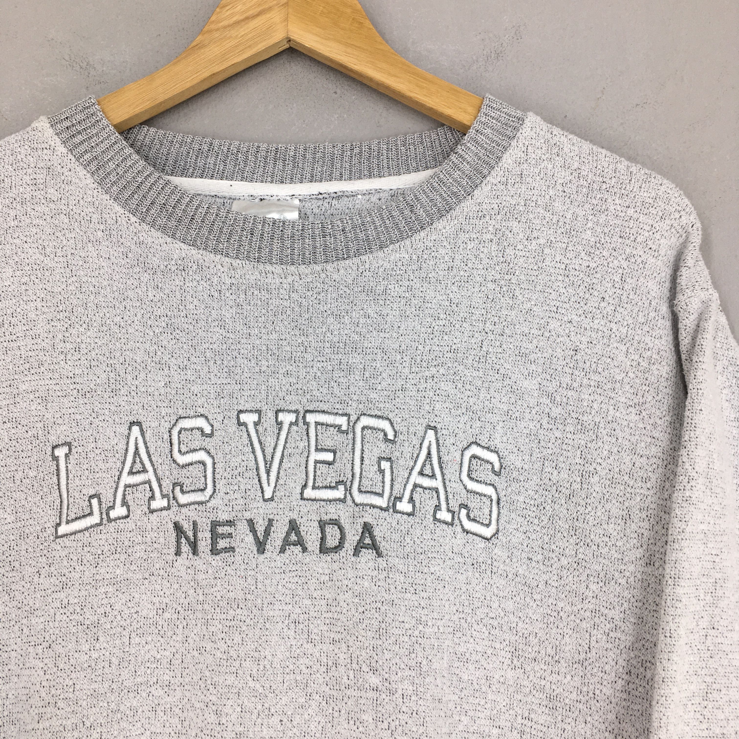 Fruition Vintage Las Vegas Nevada Gray Sweatshirt Large Size US L / EU 52-54 / 3 - 2 Thumbnail