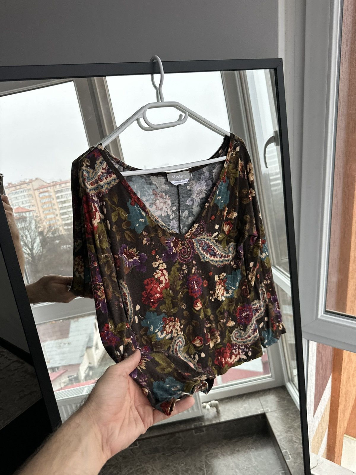 Max Mara Max Mara Paisley Floral V-Neck Long Sleeve Top Made in Italy Size M / US 6-8 / IT 42-44 - 5 Thumbnail