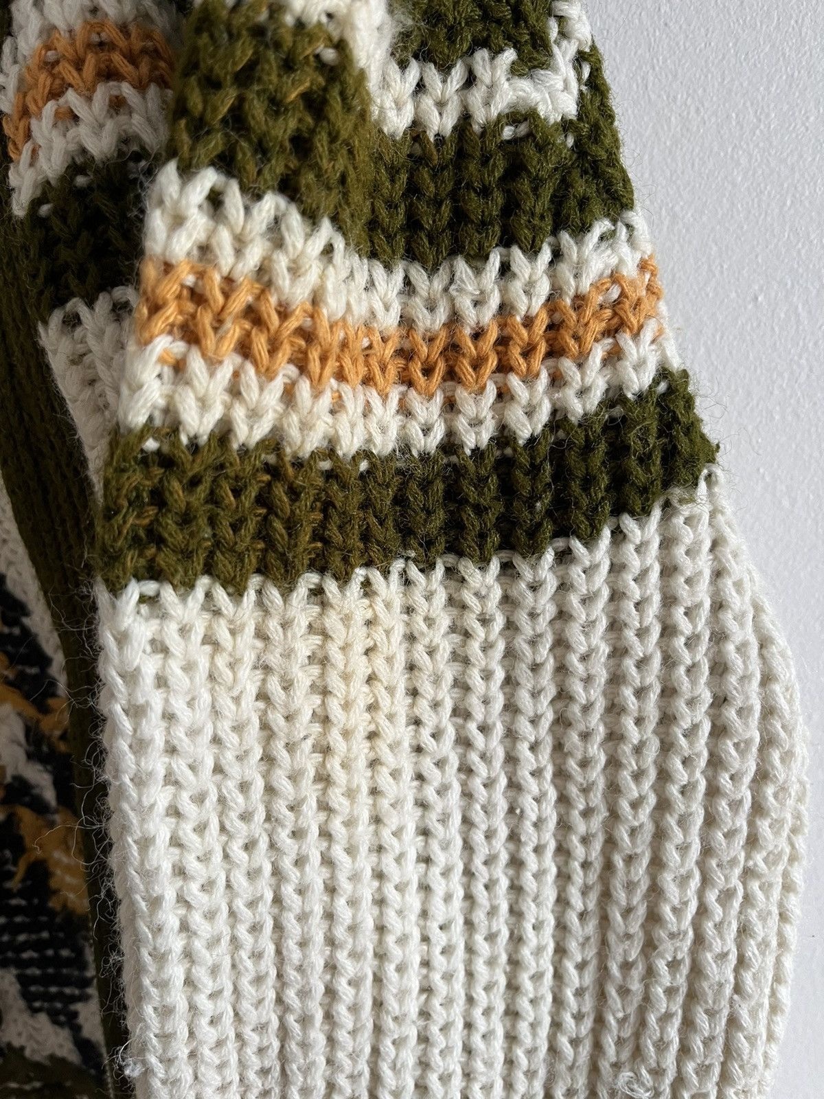 Vintage Vintage Buffalo Cowichan Knit Sweater Vintage Cardigan L/XL Size US L / EU 52-54 / 3 - 11 Thumbnail