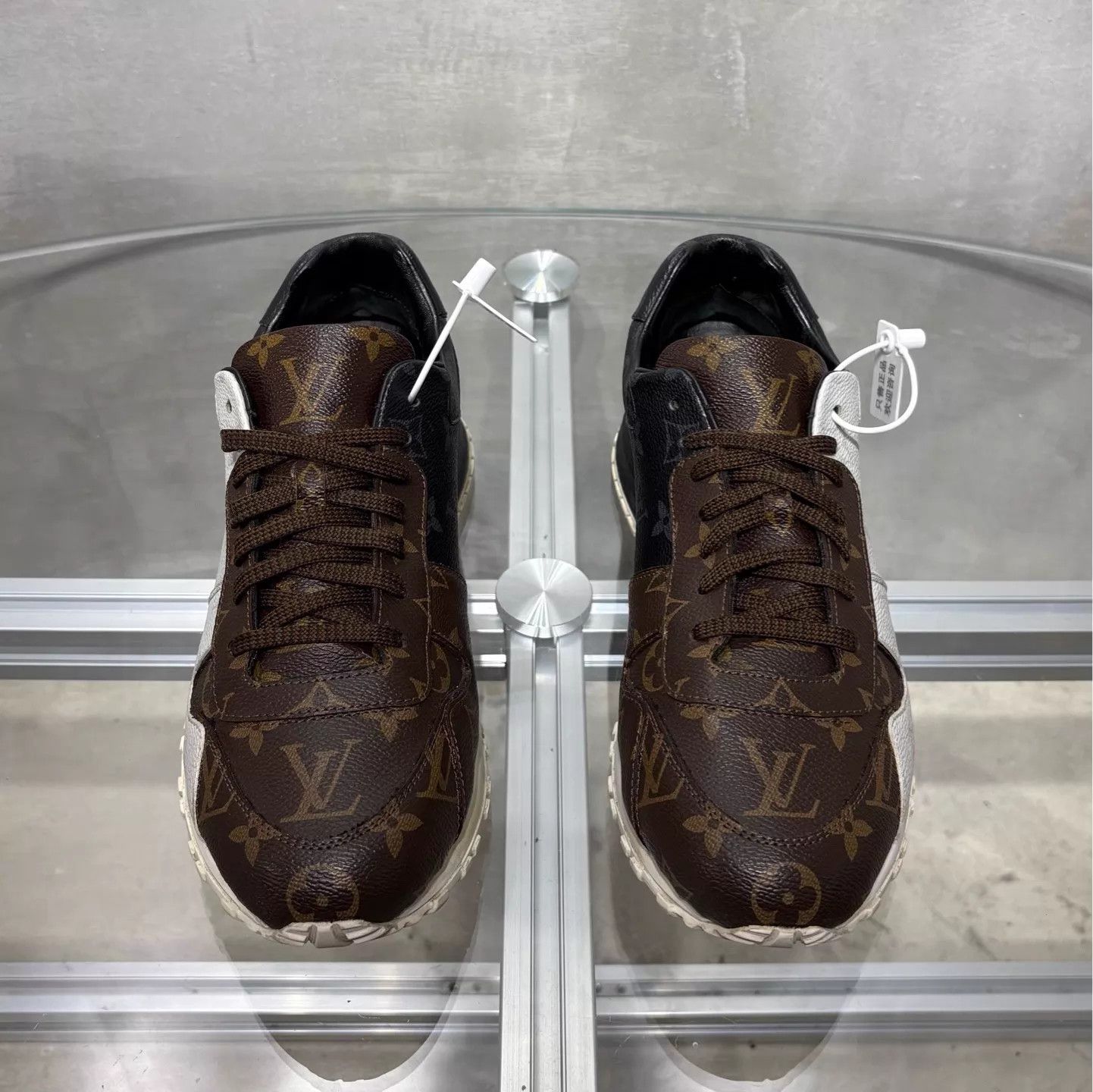 Louis Vuitton LV Runaway Monogram Sneaker UK6.5 EU 40.5 Size US 7.5 / EU 40-41 - 1 Thumbnail