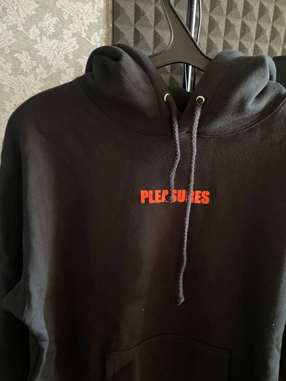 Pleasures Pleasures - Art News Hoodie Size US L / EU 52-54 / 3 - 5 Thumbnail