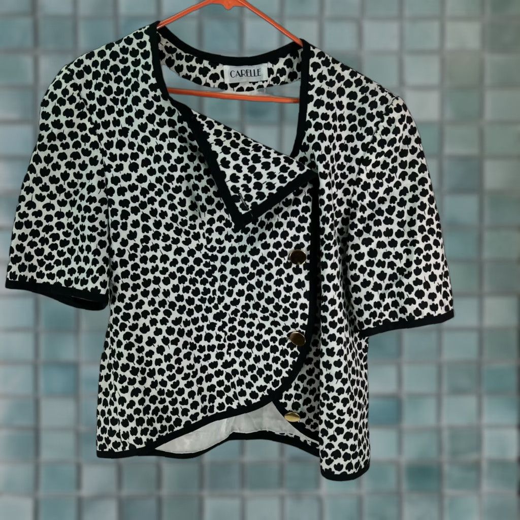 Vintage Carelle Black Jacket Leaves Print Cropped Short Sleeves Button Wrap 16 Womens Size 38" / US 16 / IT 52 - 1 Thumbnail