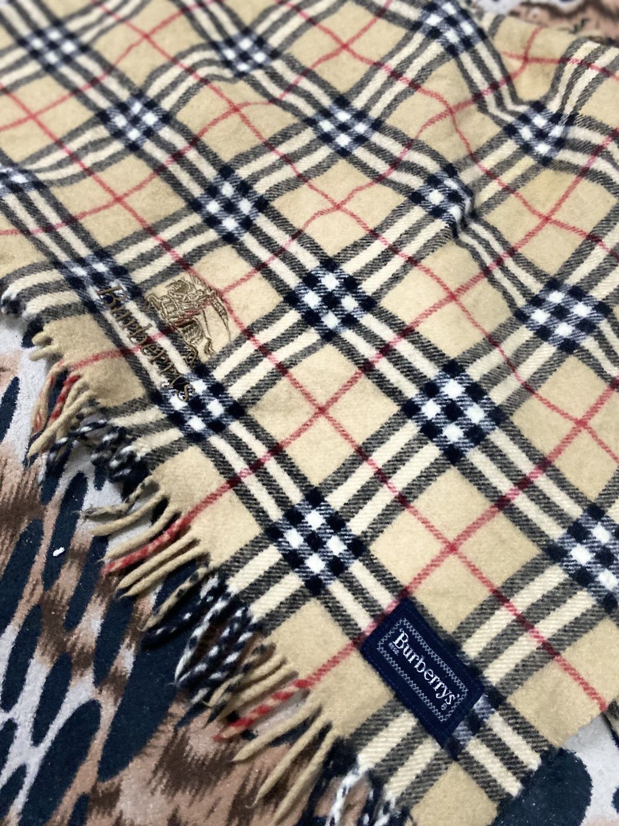Burberry × Vintage BULK SALE ALL SCARF WHICH 3 PIECES Size ONE SIZE - 5 Thumbnail